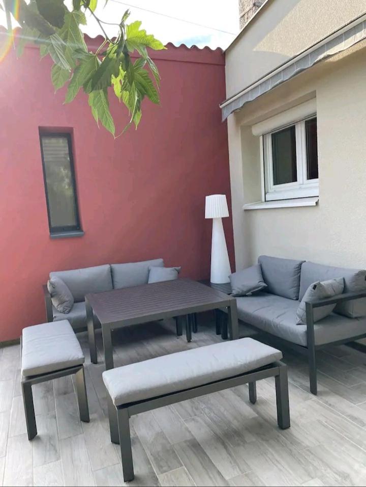Maison Montoison Exteriér fotografie